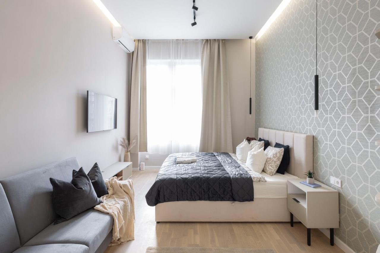 Apartmán Luxurious & Spacious With Balcony