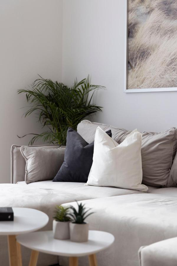 Luxurious & Spacious With Balcony Appartamento Budapest