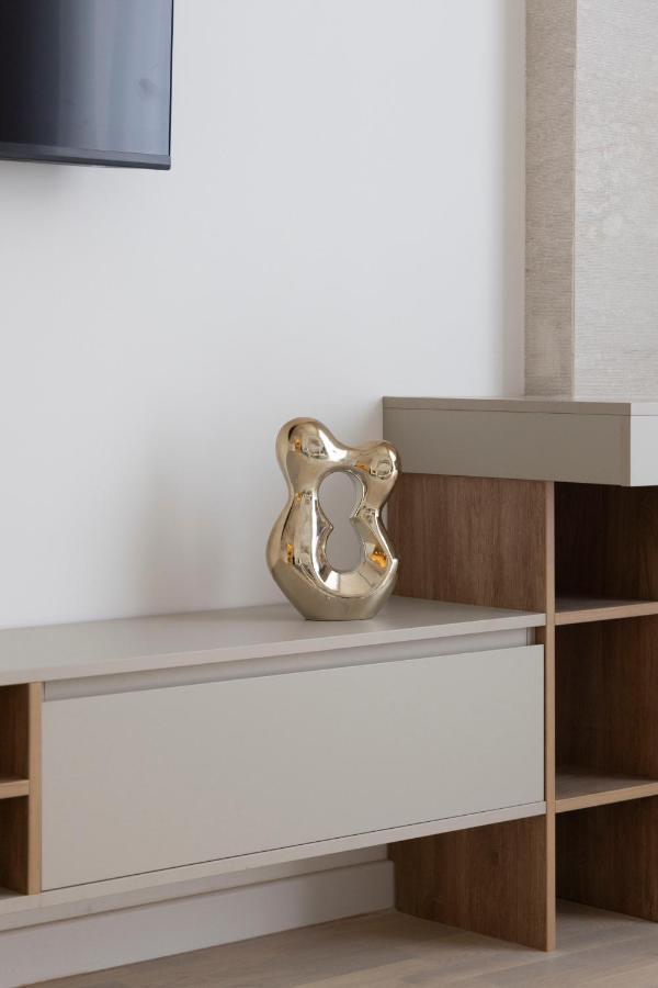 Luxurious & Spacious With Balcony Appartamento *