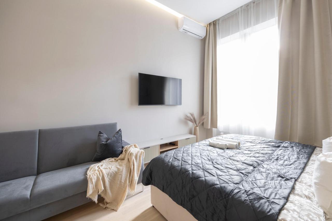 Appartamento Luxurious & Spacious With Balcony *